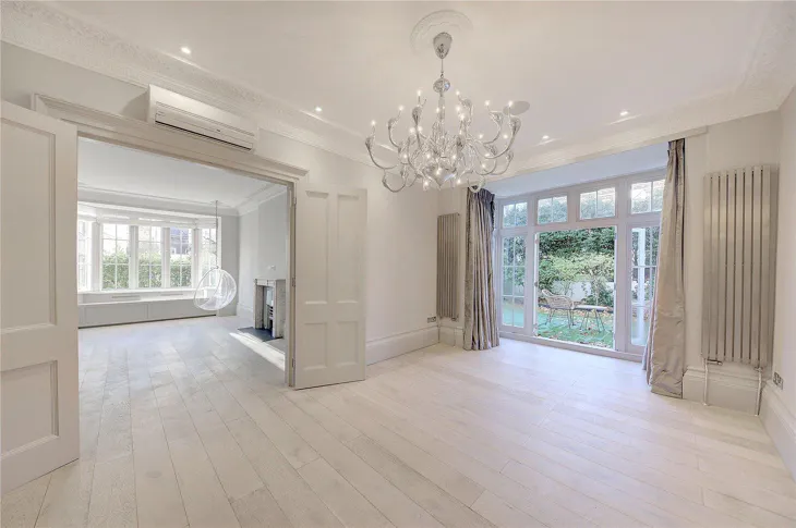 House Park Village West in Greater London