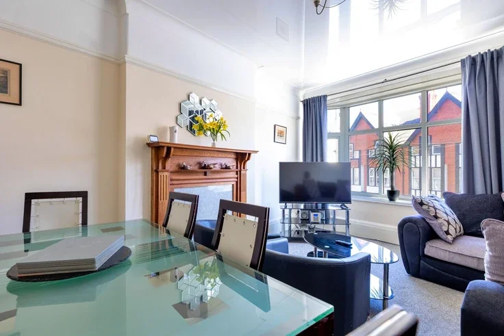 Flat Everard Road in Colwyn Bay