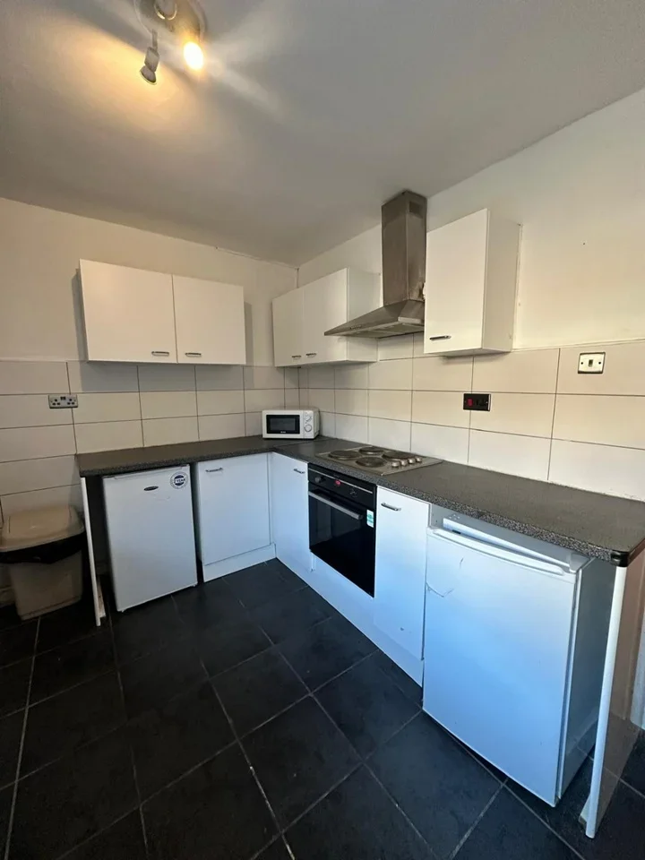 House Riviera Parade in Doncaster