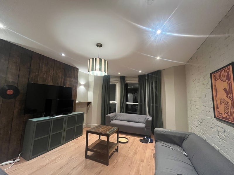 Room Amherst Road in Manchester