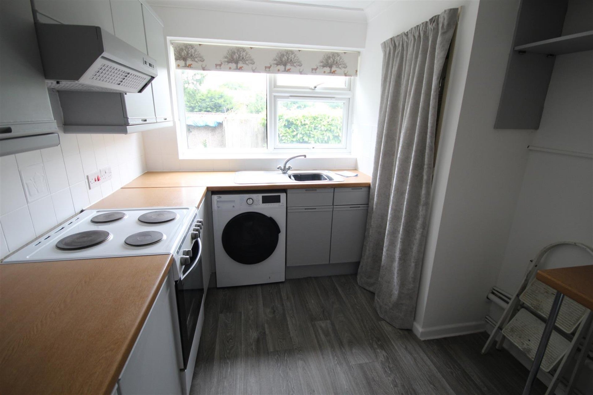 Flat Stonebrack Piece in Gloucester