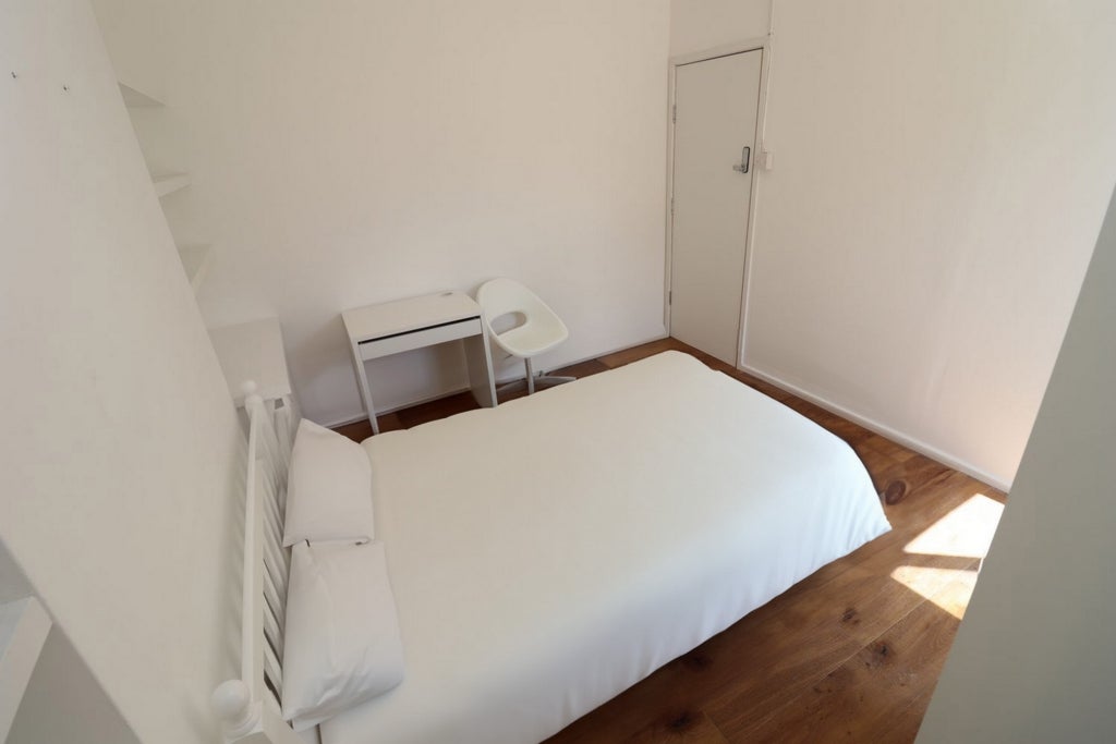 Room Globe Road in Greater London