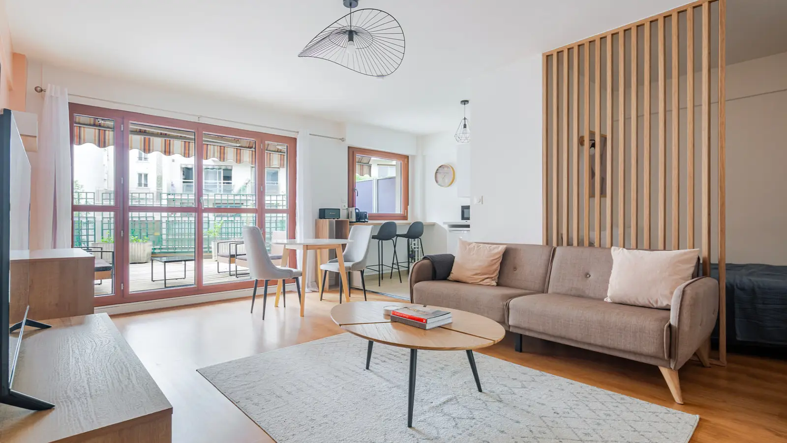 Flat Rue Catherine de La Rochefoucauld in Paris