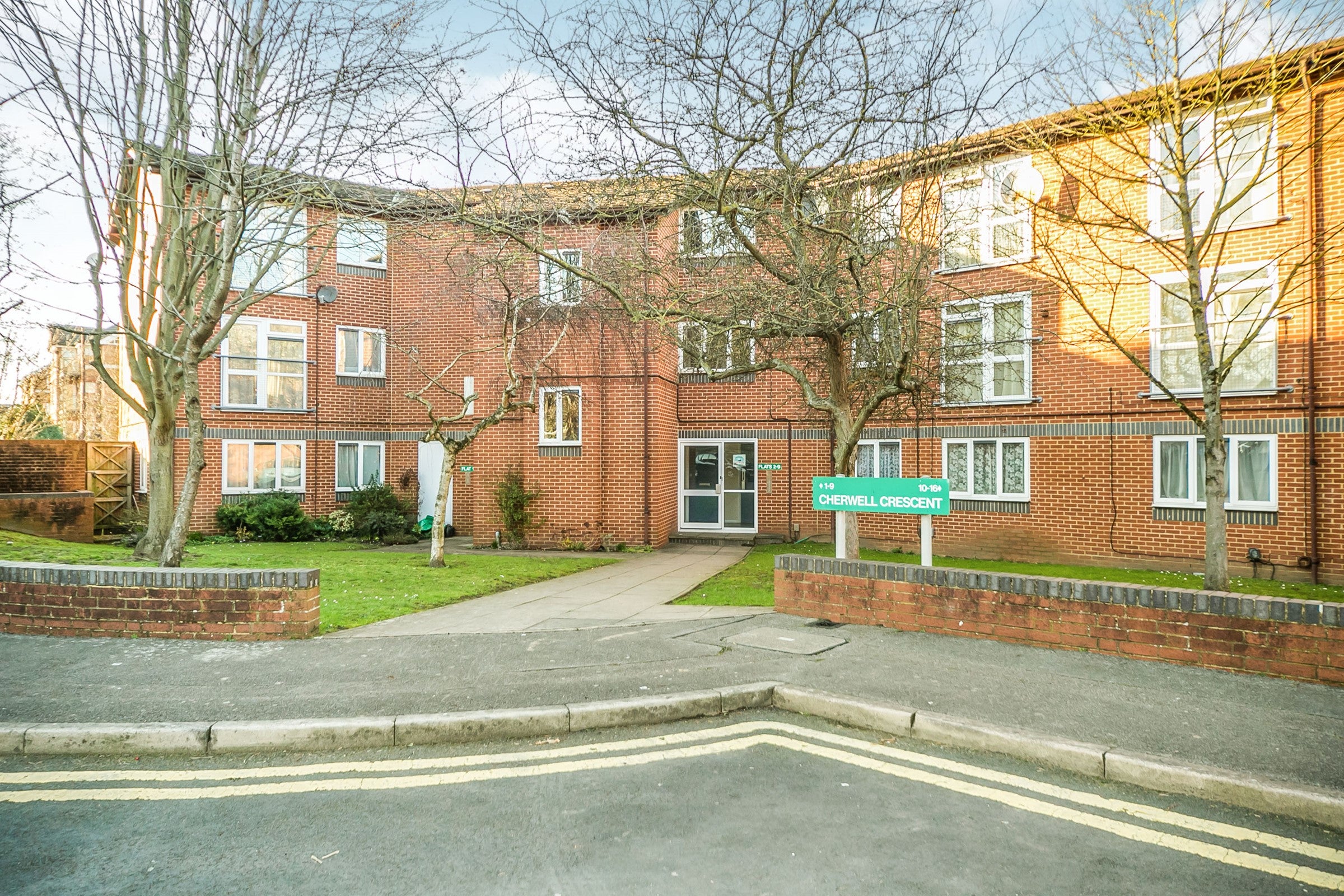 Flat Cherwell Crescent in Southampton