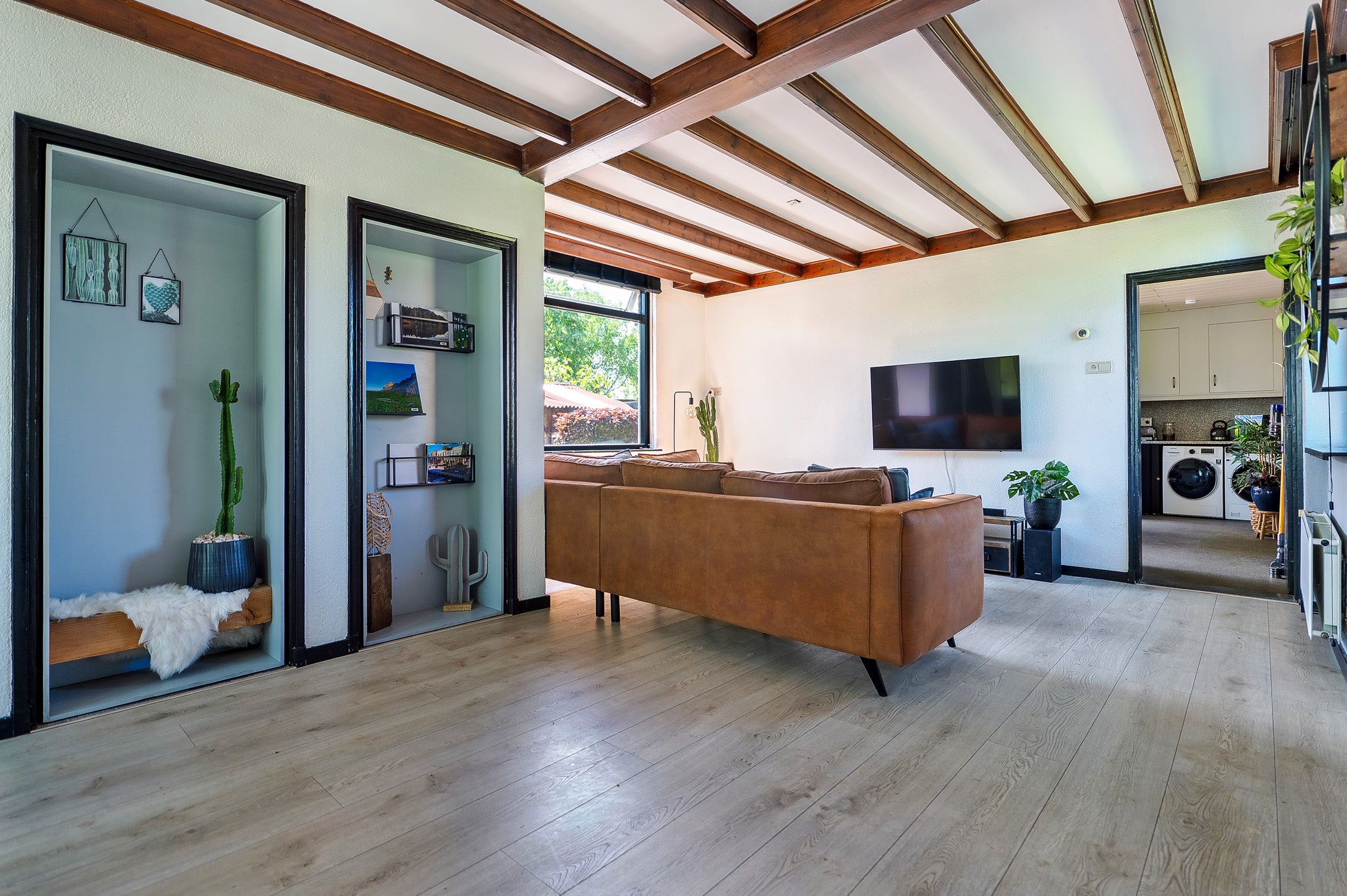 Vrijstaande woning te koop: Nieuw-Vossemeersedijk 9, Nieuw-Vossemeer