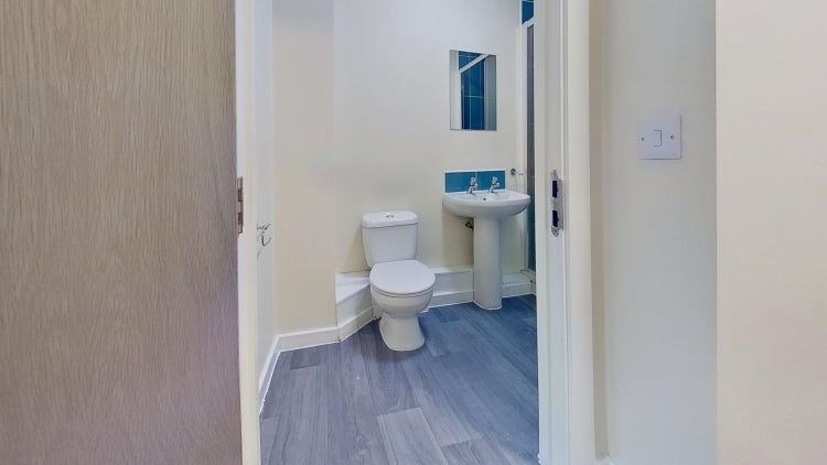 Flat Avalon Court in Nottingham