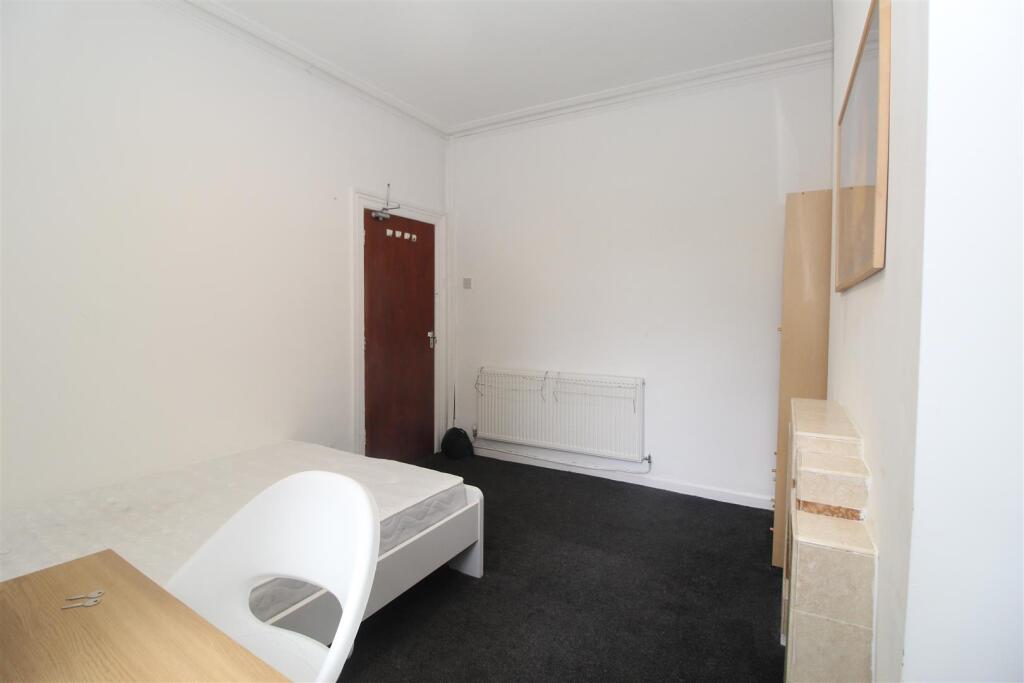 Room North Road in Cardiff