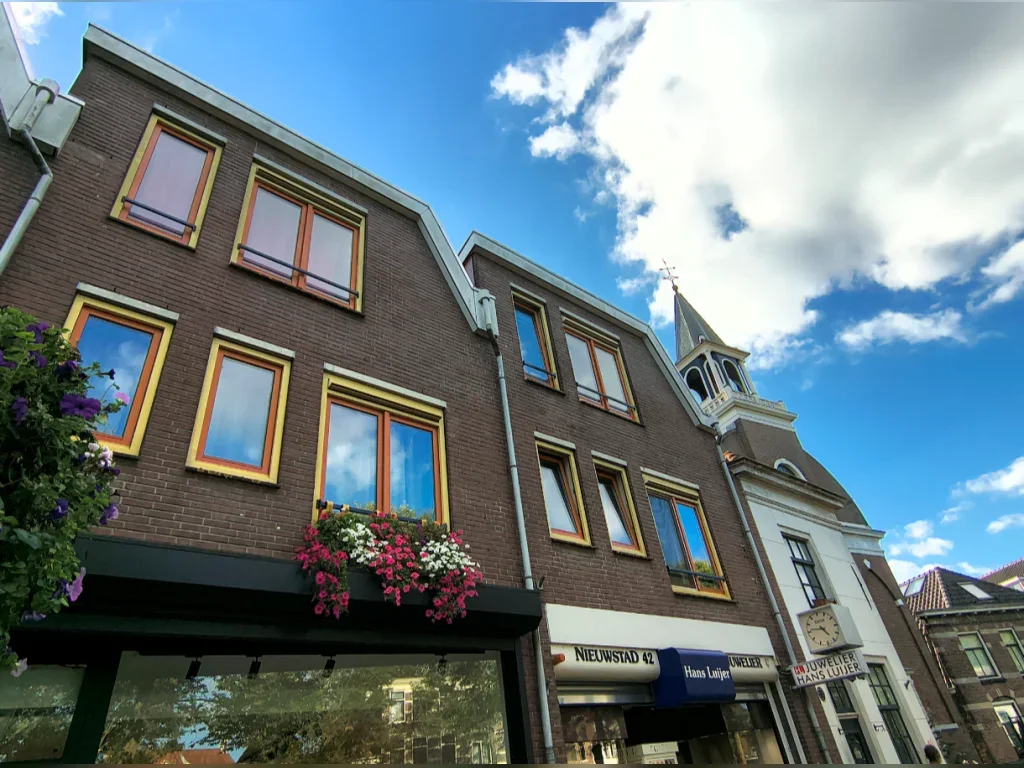 Flat Klaas Listinghsteeg in Weesp