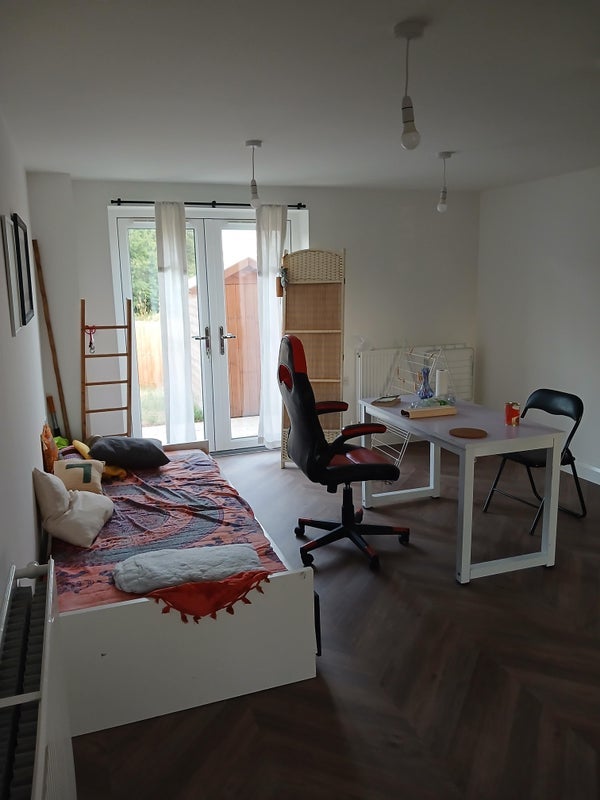 Room Leinster Avenue in Bristol