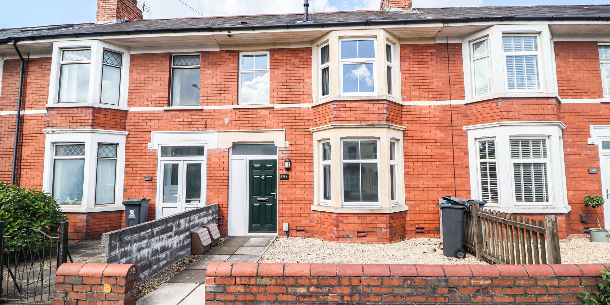 Flat Caerphilly Road in Cardiff