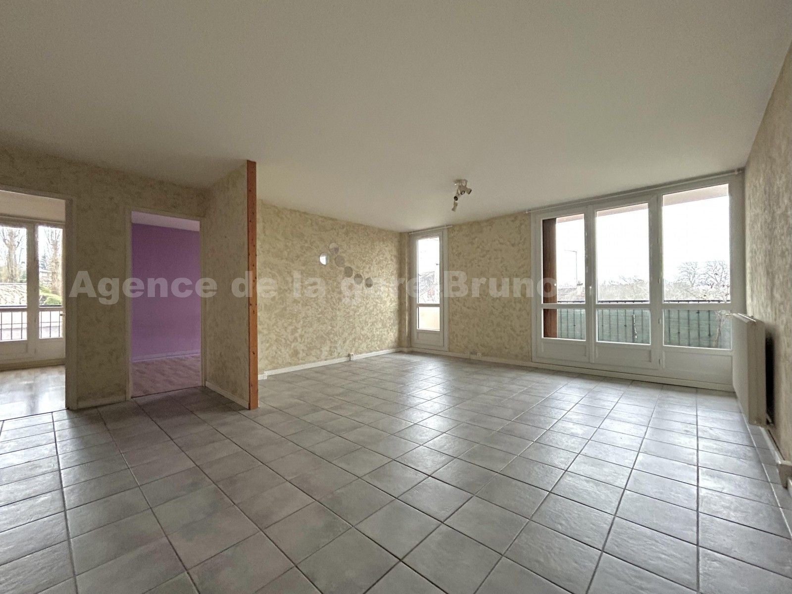 Appartement Rue de la Gare à Brunoy