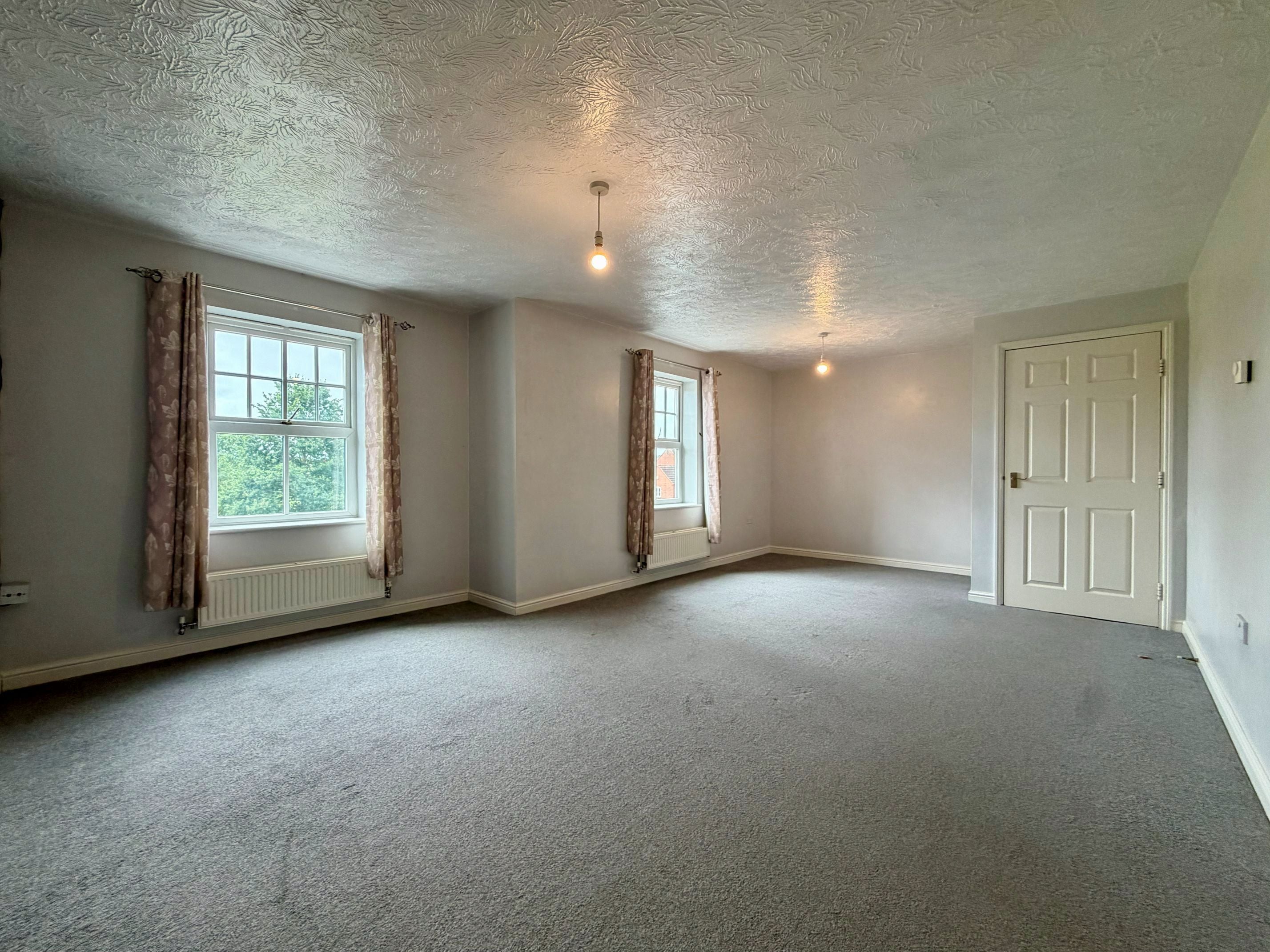 Flat Shreres Dyche in Warwick