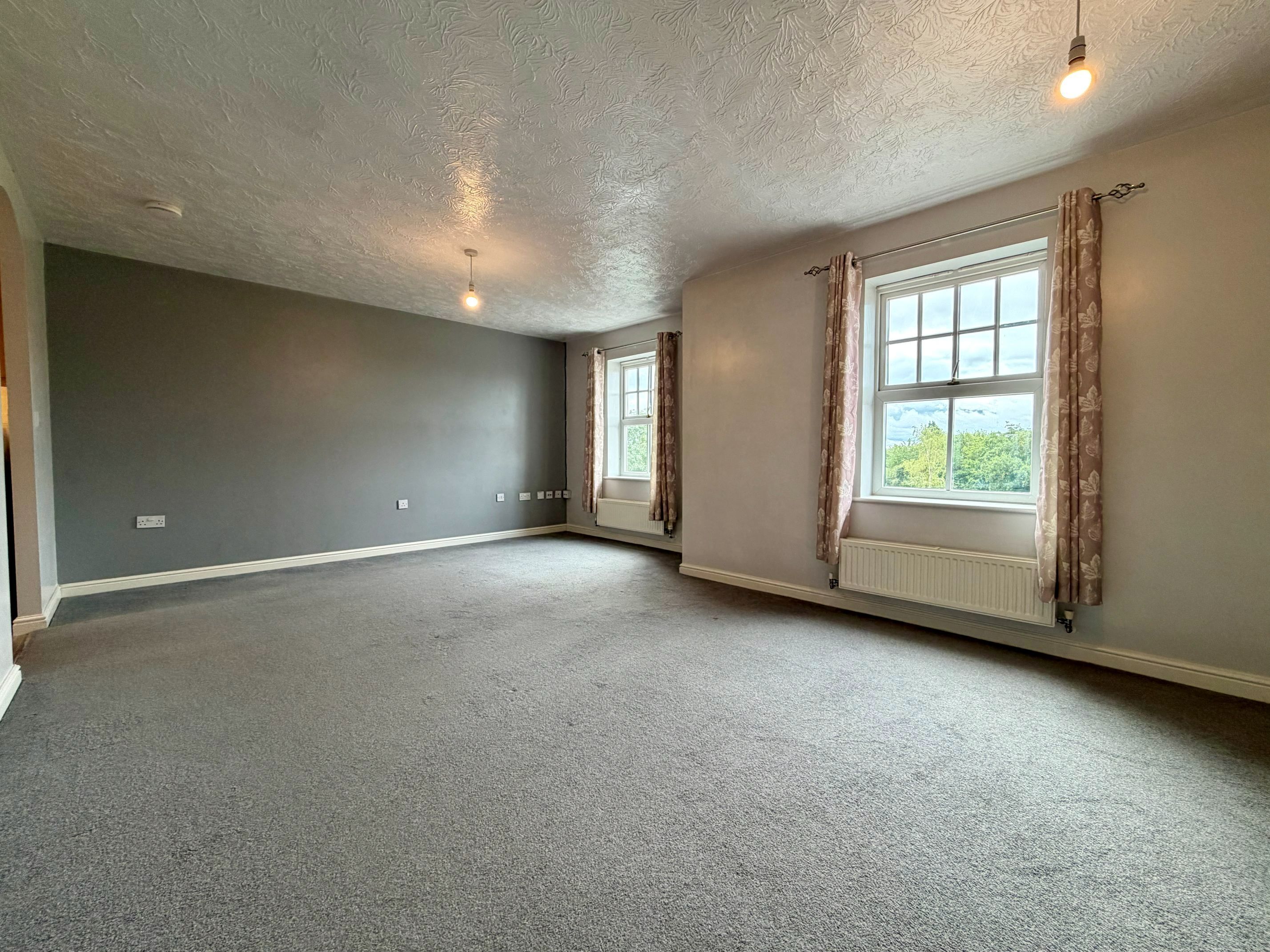 Flat Shreres Dyche in Warwick