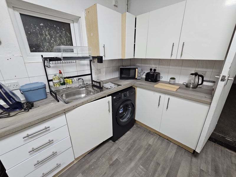 Room Wilbraham Road in Manchester