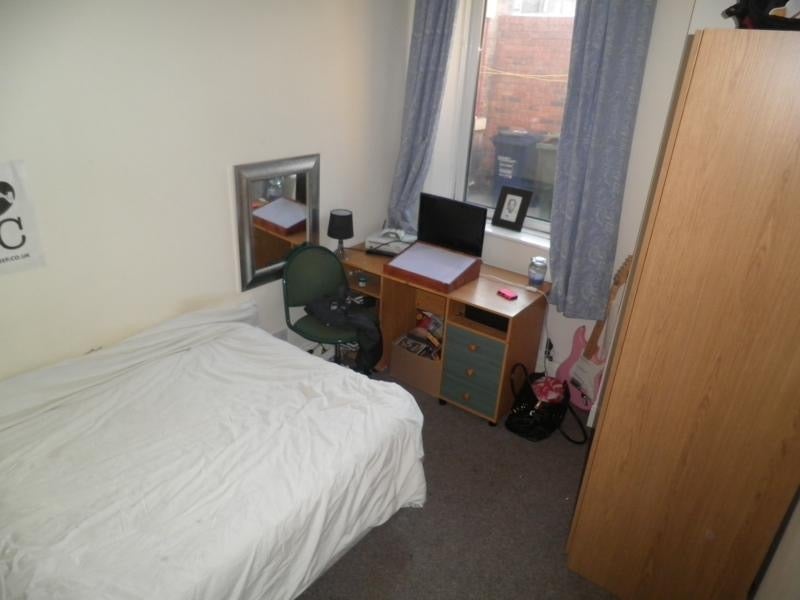 Flat Addycombe Terrace in Newcastle upon Tyne