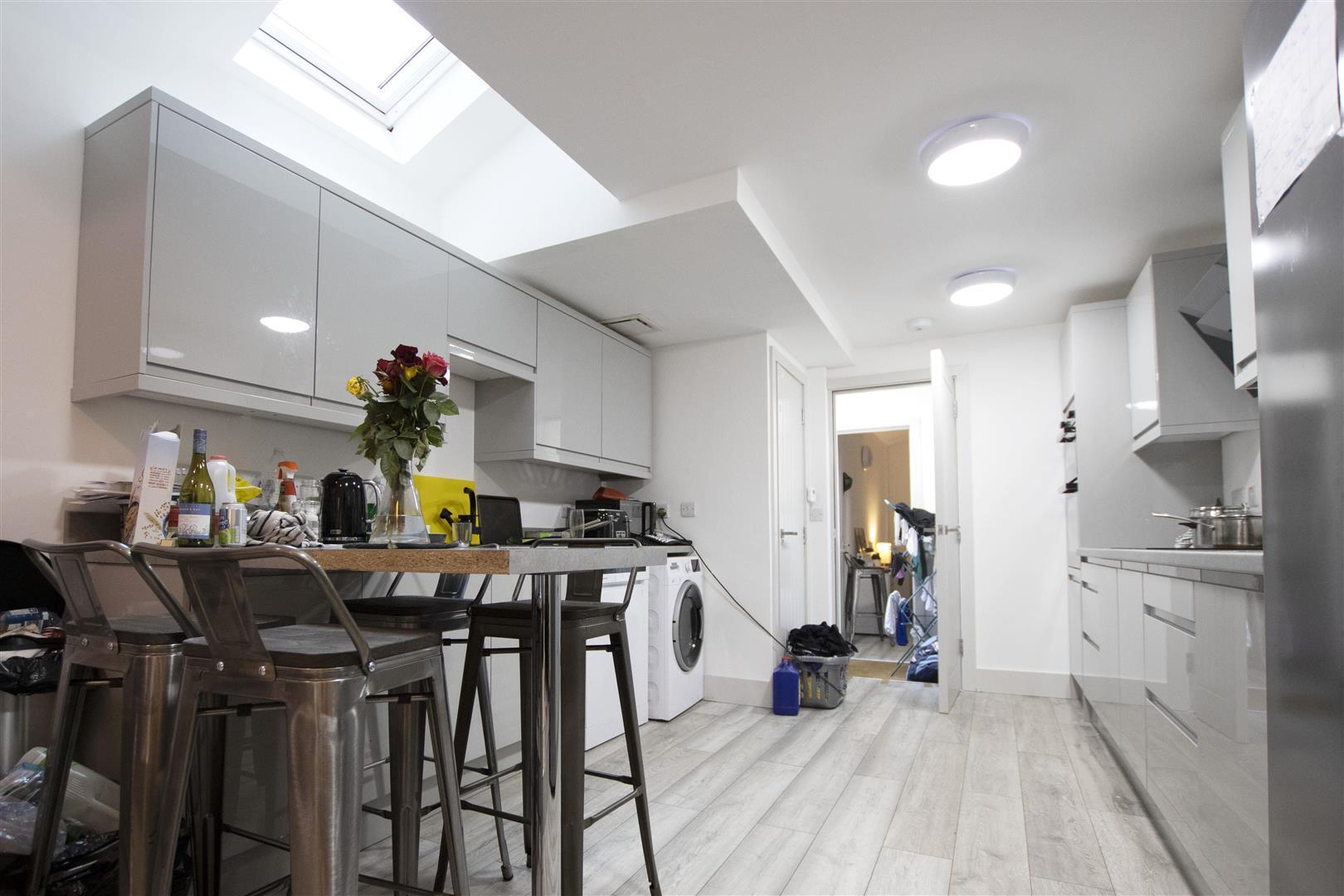 Flat Heeley Road in Birmingham