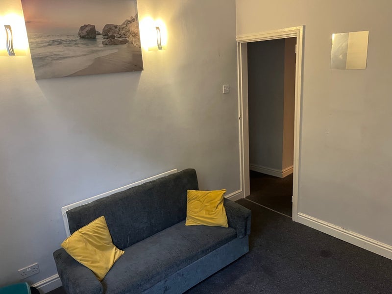Room Regent Road in Leicester