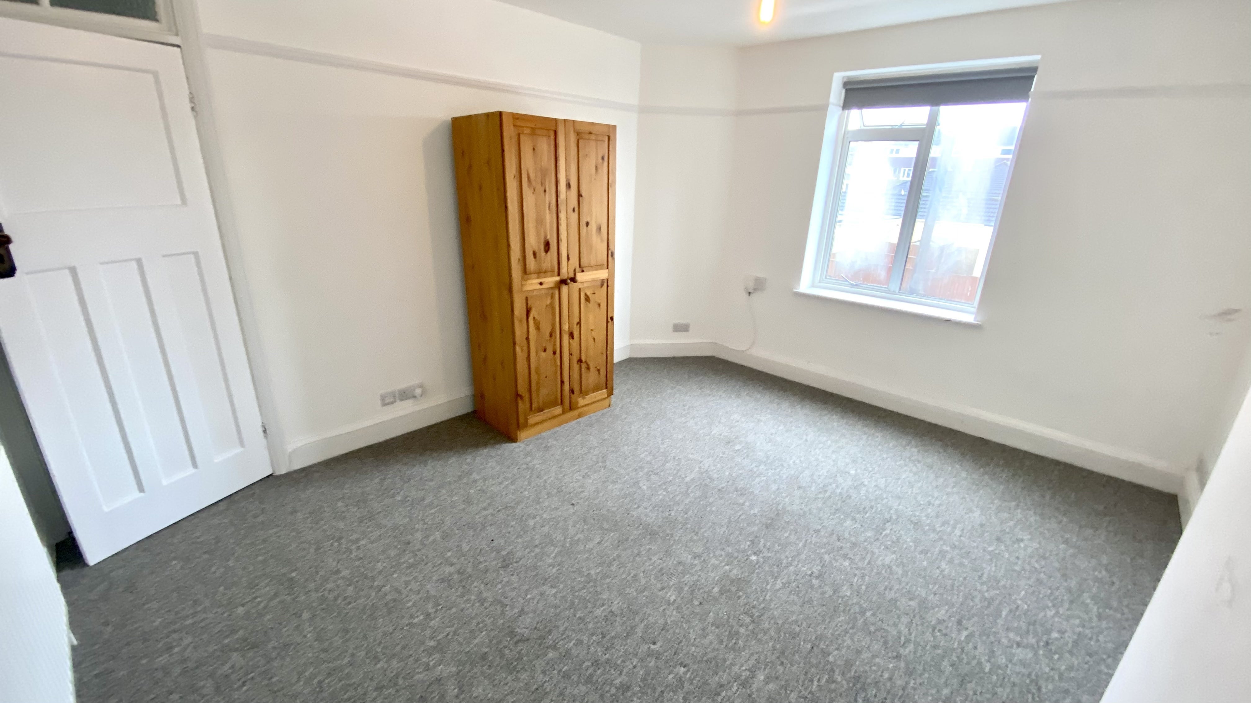 Flat Henleaze Road in Bristol