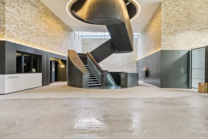 Flat Tannery Square in Greater London