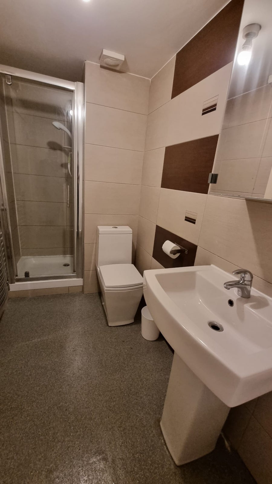Flat Wilbraham Road in Manchester