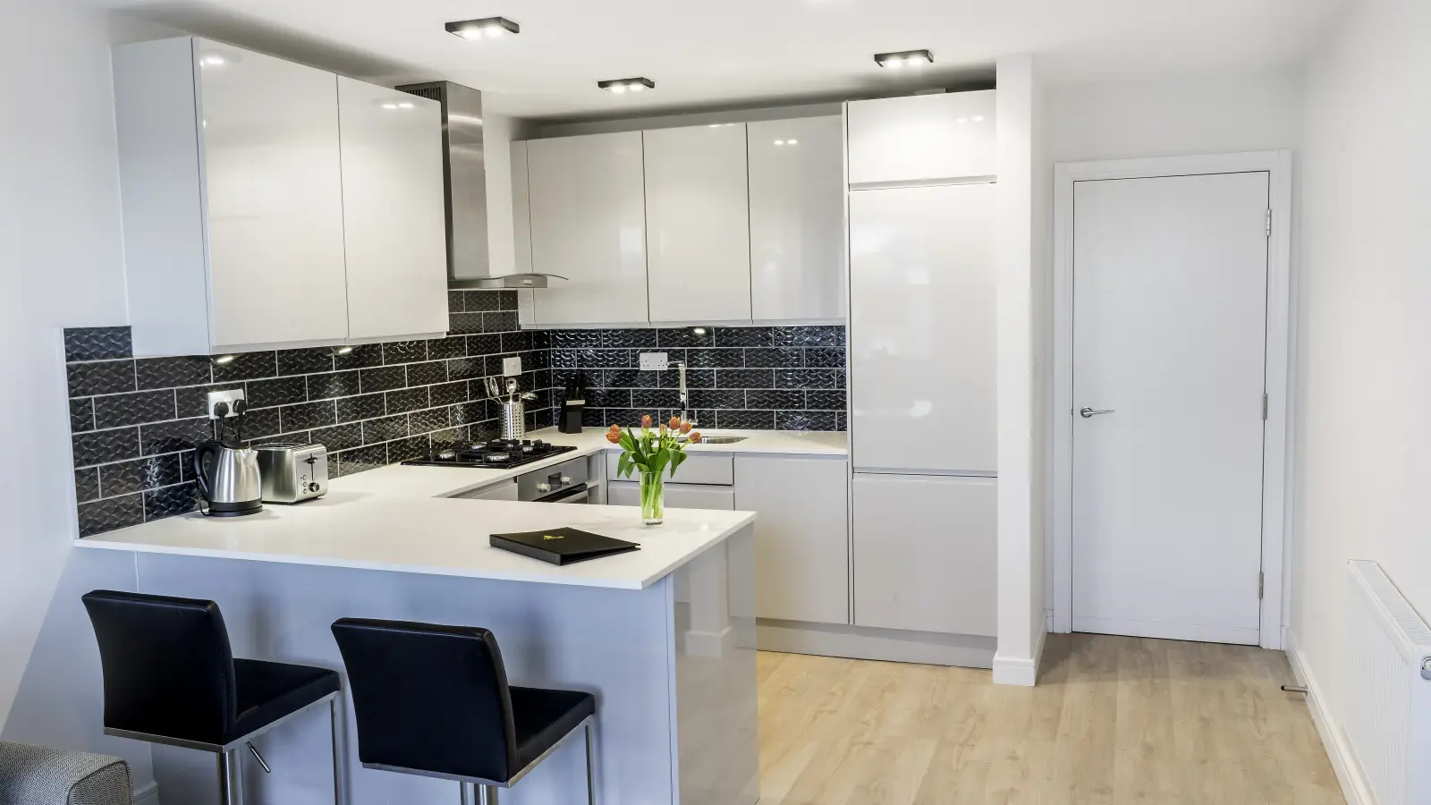 Flat Bromehead Street in Greater London