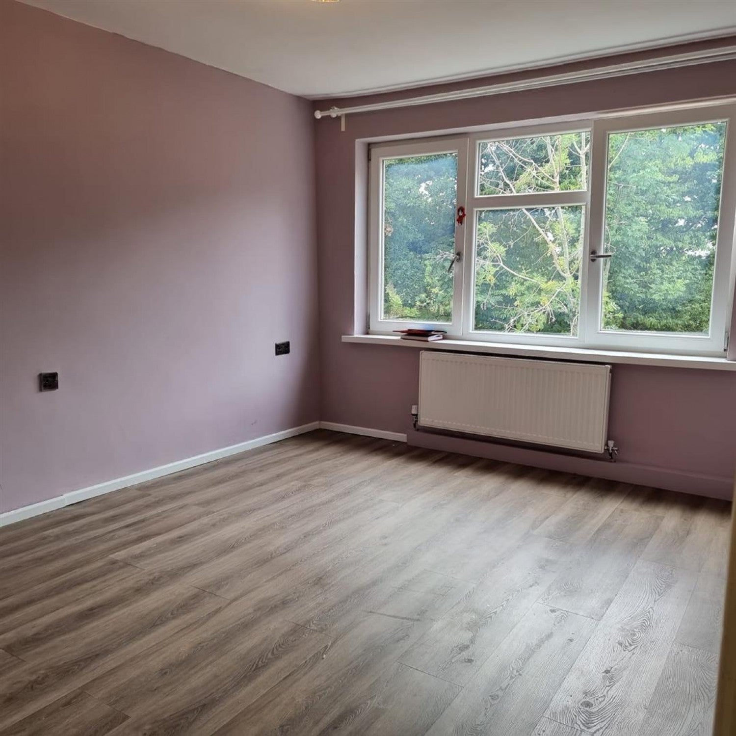 Flat Luther Close in Greater London