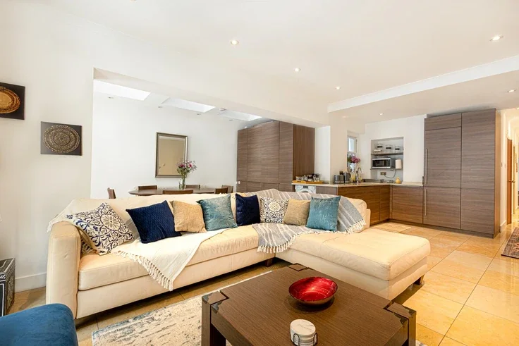 Flat Collingham Place in Greater London