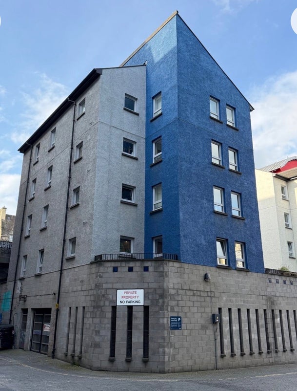 Room Hammermen's Entry in City of Edinburgh
