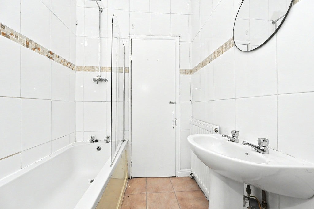 Flat Linley Road in Stoke-on-Trent