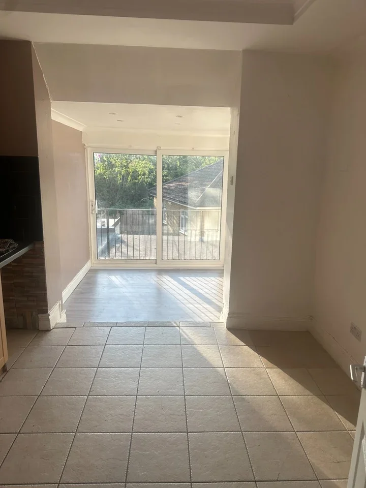 Flat Penge Road in Greater London