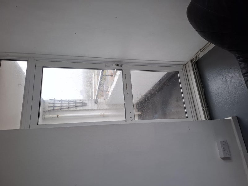 Room Dowman Close in Greater London