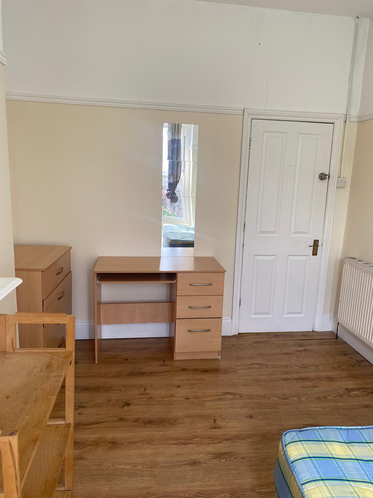 Room Brynland Avenue in Bristol