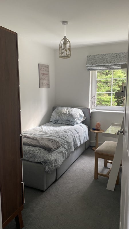 Room Bothwell Avenue in Haddington