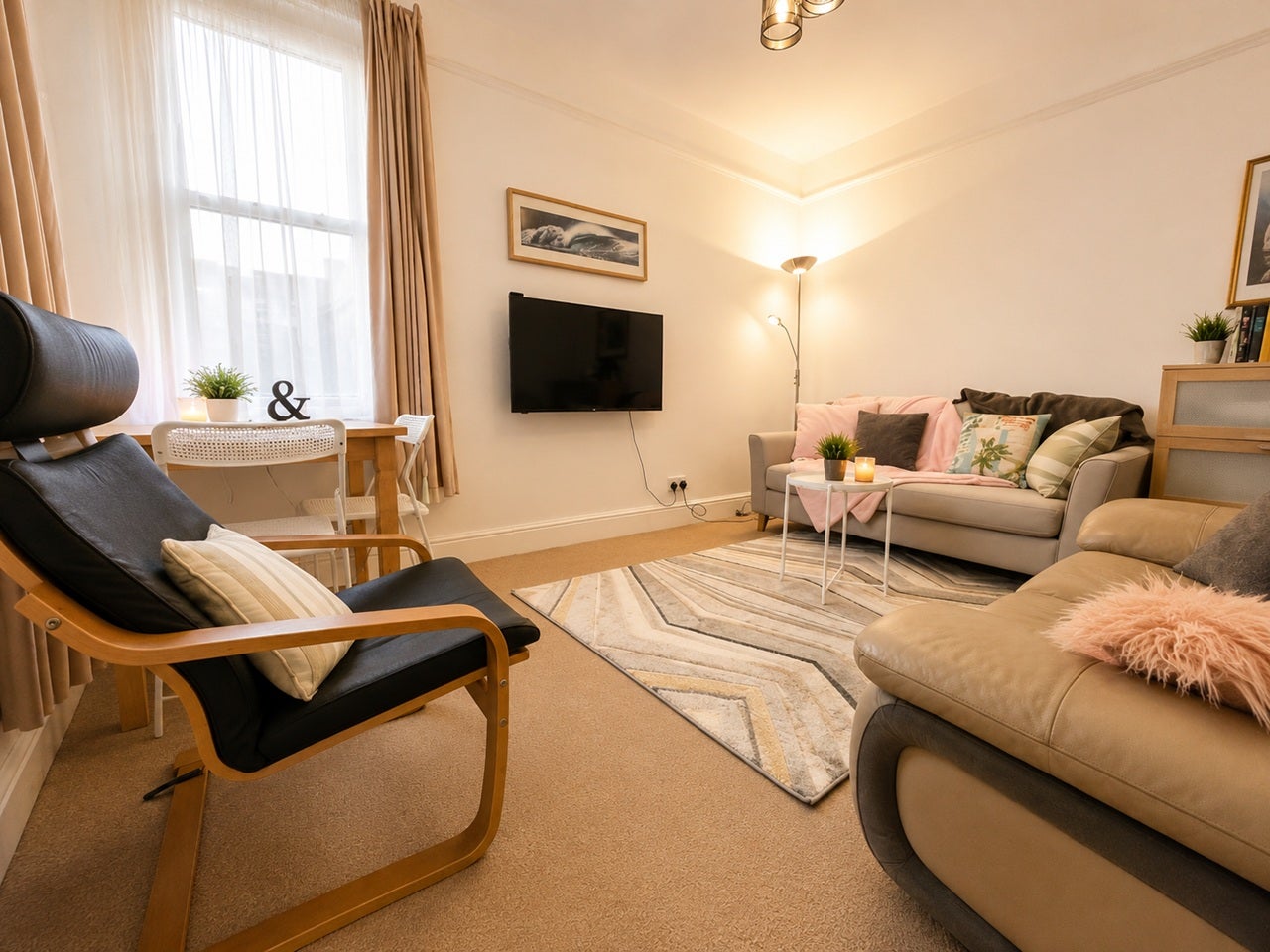 Room Hankinson Road in Bournemouth