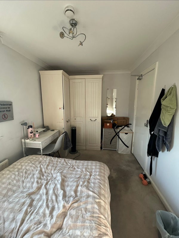 Room Mariners Mews in Greater London