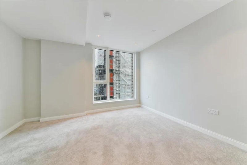 Flat Kennington Lane in Greater London