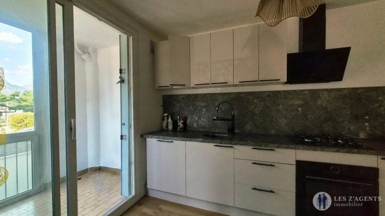 Appartement Rue Jean-Jacques Rousseau à Saint-Martin-d'Hères