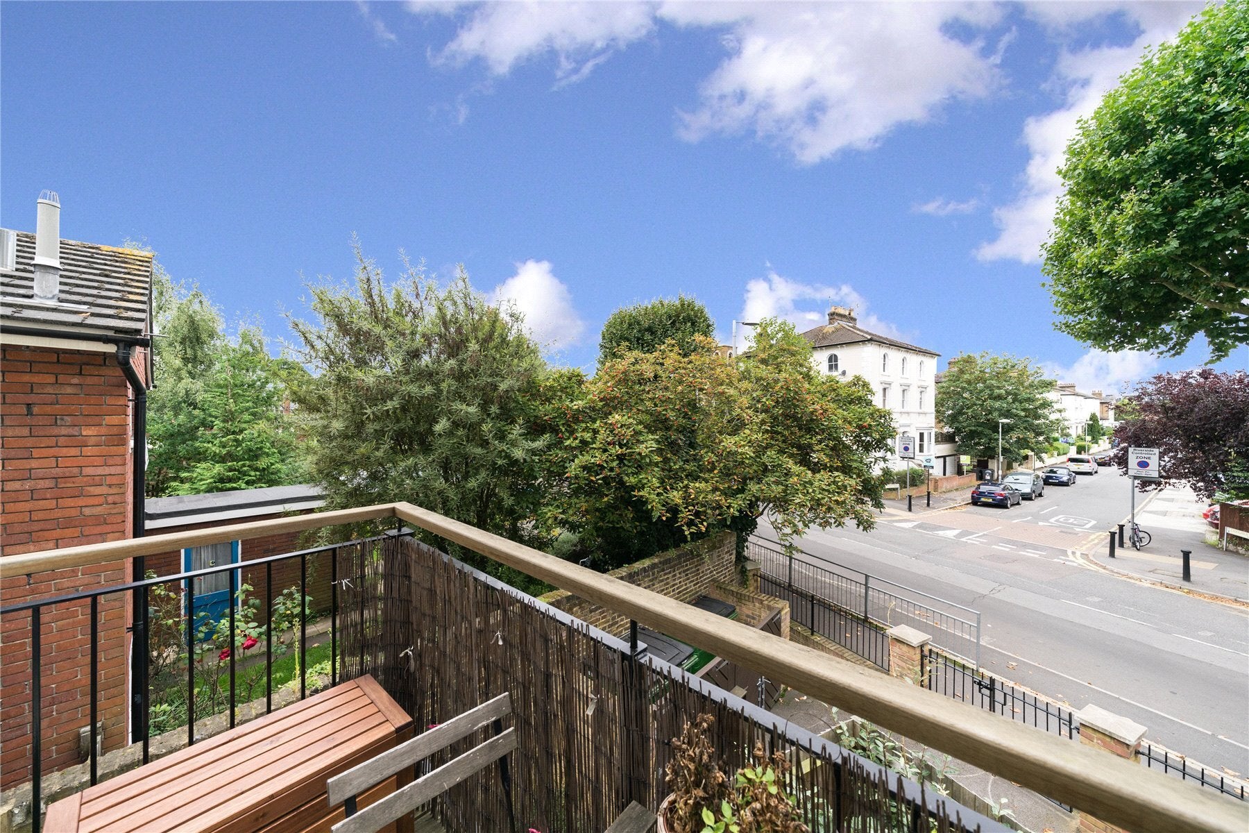 Flat St Leonard's Road in Greater London