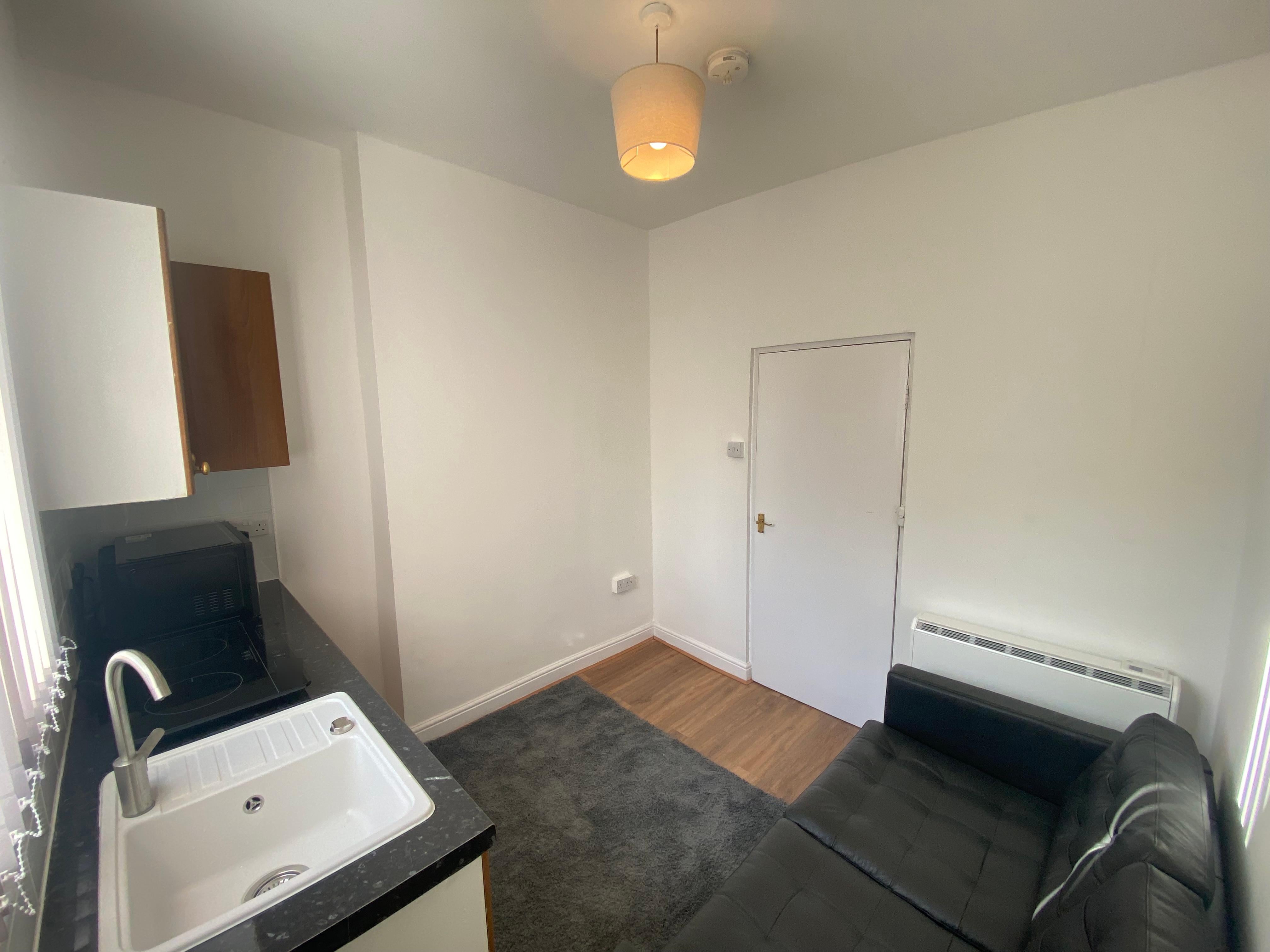 Room Camden High Street in Greater London