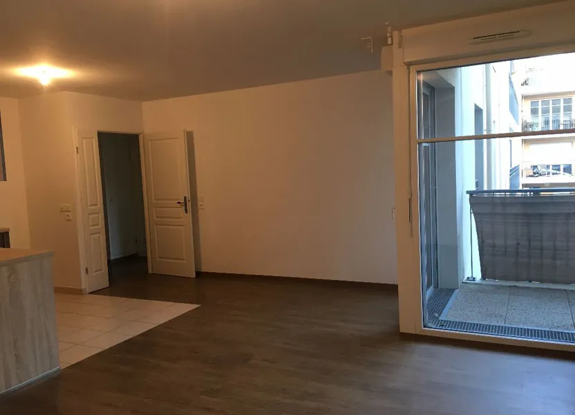 Flat Rue Charles de Gaulle in Orsay