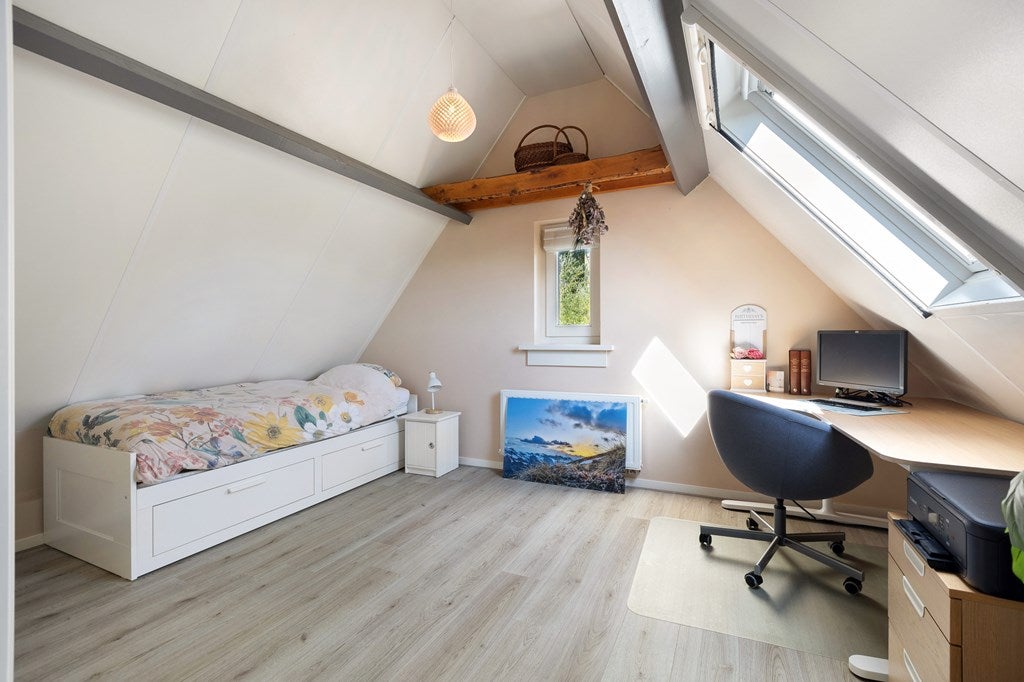 Twee-onder-één-kap te koop: Krommesteeg 1B, Ede