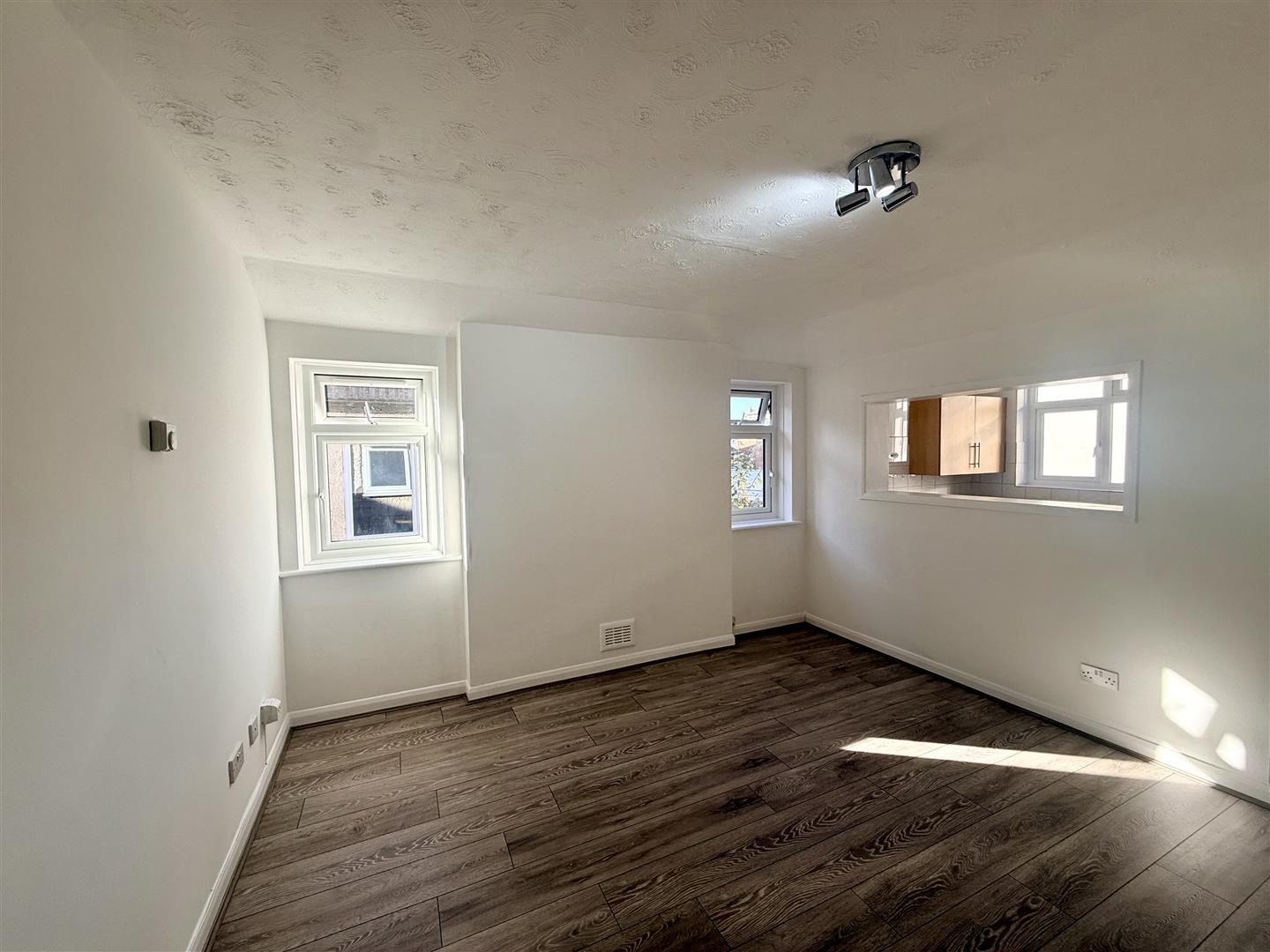 House Sandra Court in Greater London