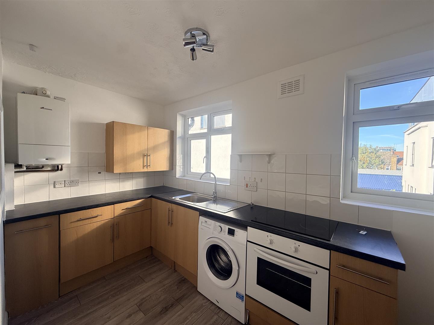 House Sandra Court in Greater London