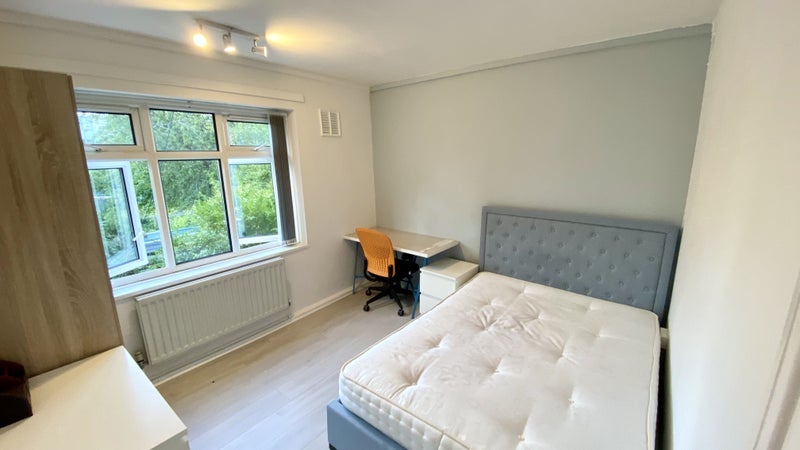 Room Grant Street in Birmingham