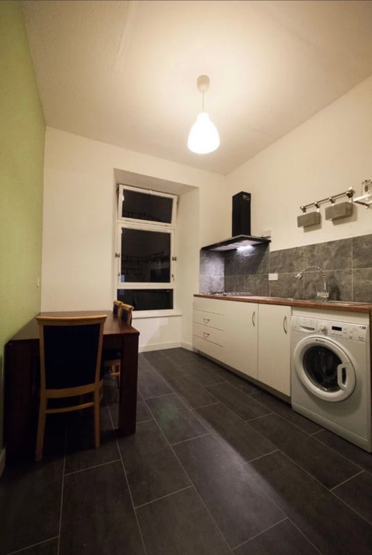 Room Byres Road in Glasgow