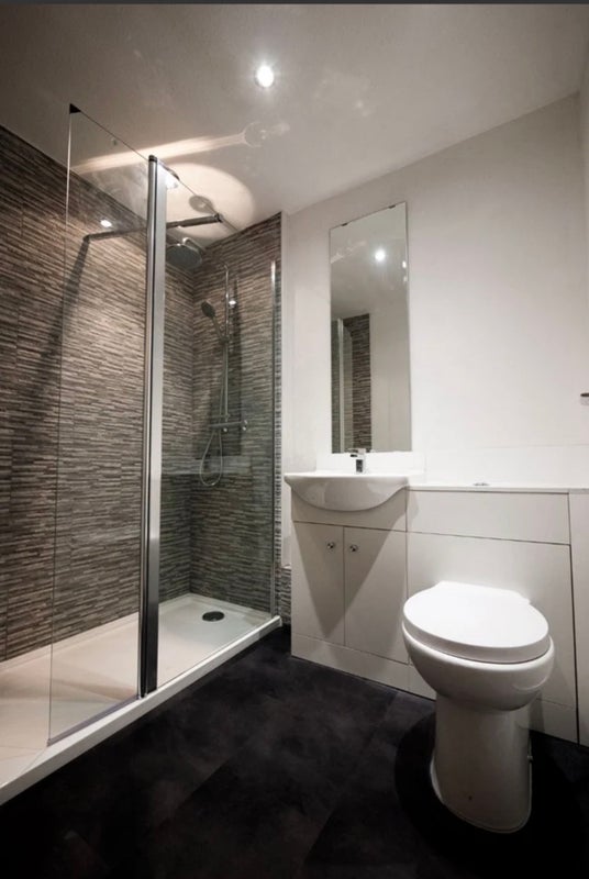 Room Byres Road in Glasgow