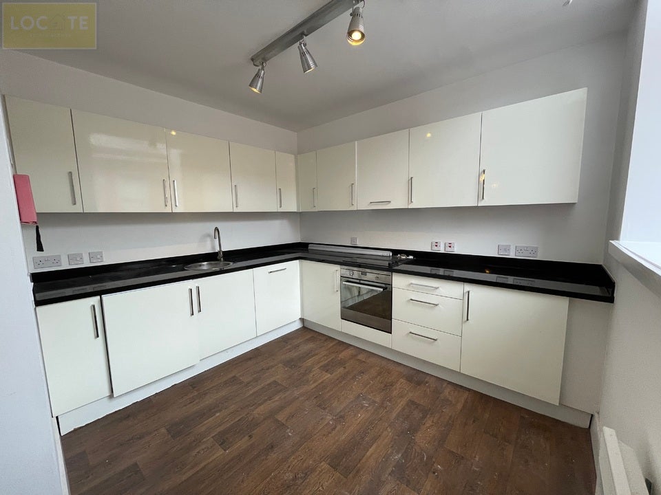 Flat Bexley Square in Salford