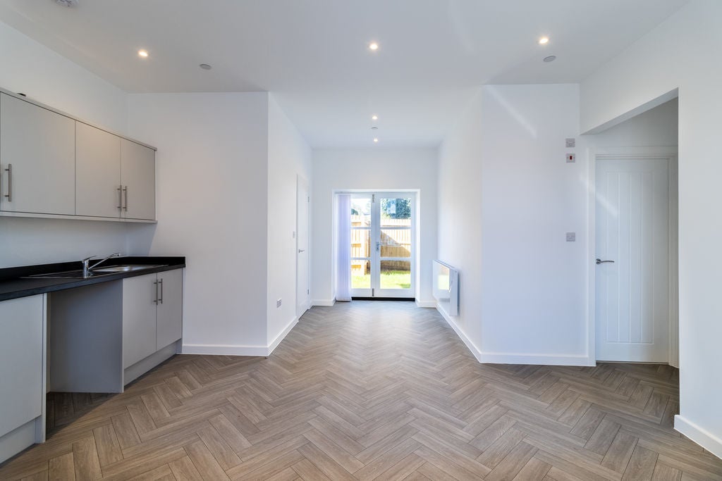 Flat Brecon Road in Abergavenny