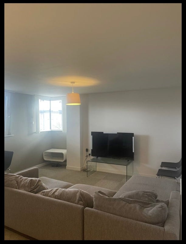 Room Chippenham Road in Manchester