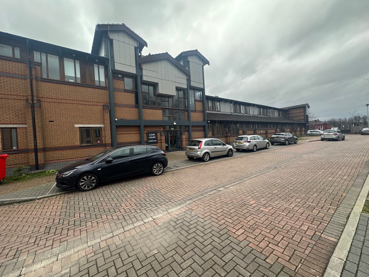 Flat Jubilee View in Bury